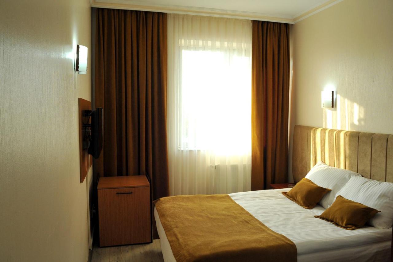 Lion City Hotel Ankara Bagian luar foto