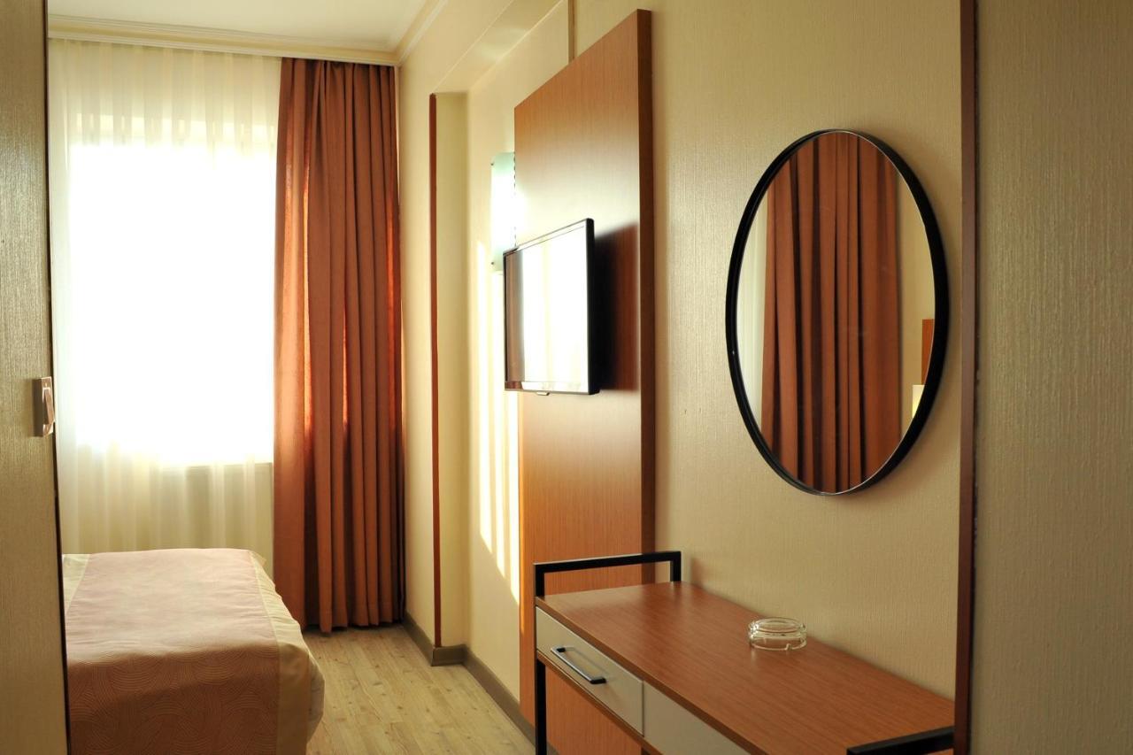 Lion City Hotel Ankara Bagian luar foto