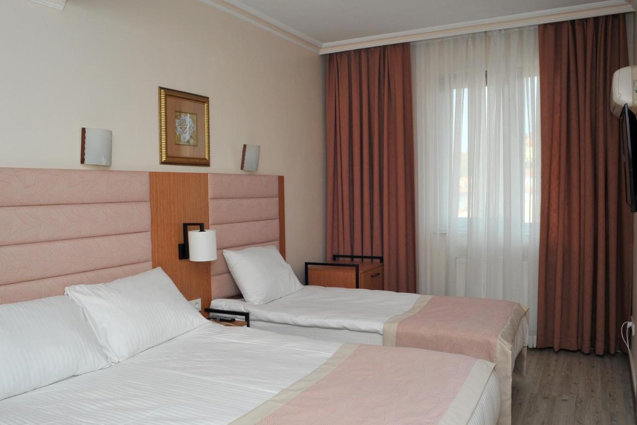 Lion City Hotel Ankara Bagian luar foto